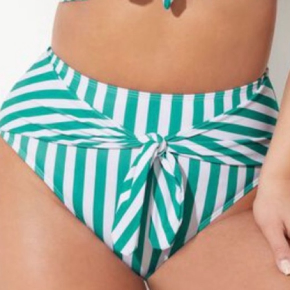 GABIFRESH & SWIMSUITS FOR ALL Bikini Bottom Only Size 24 Striped White Aqua